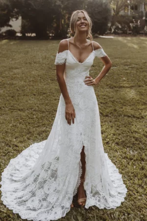Customized Bohemian Drop Off Shoulder Bridal Gown Backless Spaghetti Straps A Line Front Slit Romantic Lace Wedding Dress