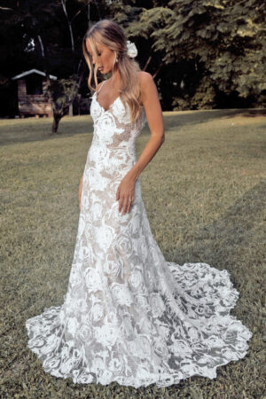 Boho Spaghetti Strap Tulle Sweep Train Mermaid Wedding Dresses Grace Appliques customized Bridal Gown Demure Vestido De Noiva