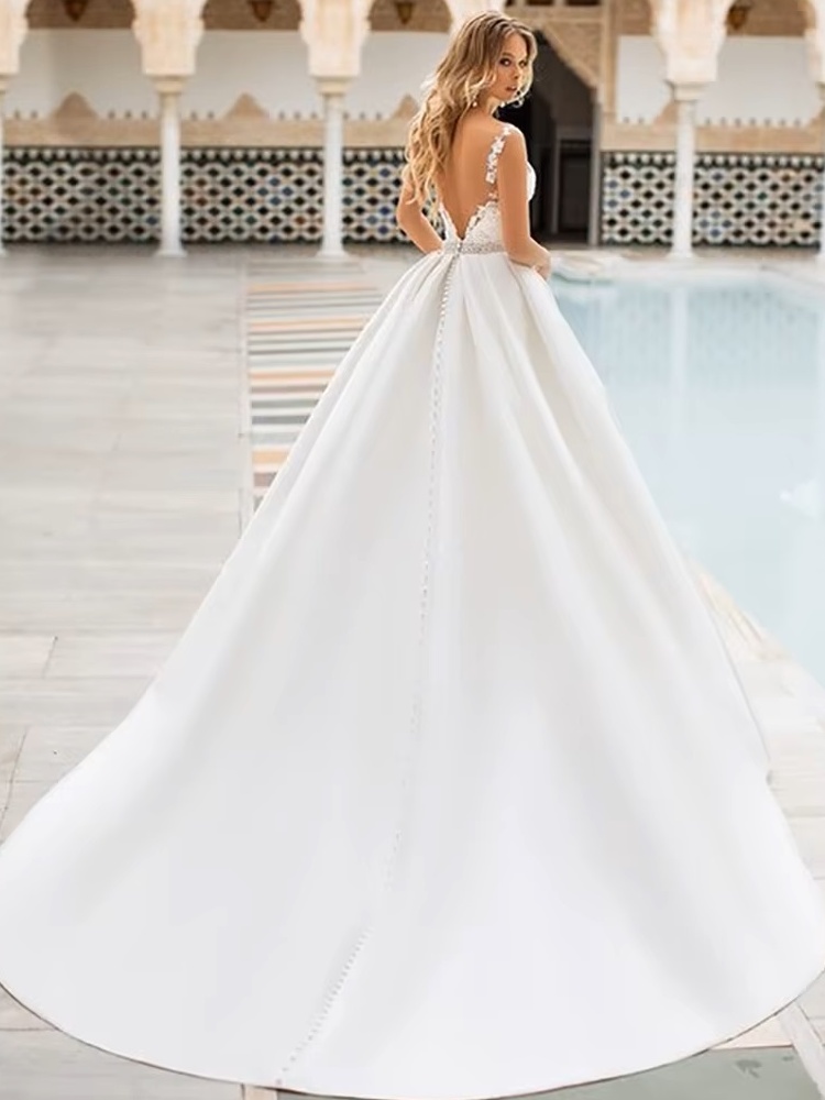 Sexy A Line Wedding Dress Lace Appliques Satin Bridal Dress Bohemian Wedding gowns Floor Length Customized vestido de noiva 2 Sexy A Line Wedding Dress Lace Appliques Satin Bridal Dress Bohemian Wedding gowns Floor Length Customized vestido de noiva - Obrázek 2