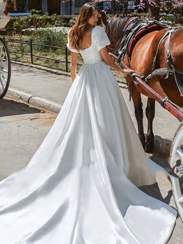 SoDigne Boho Satin A-Line Wedding Dress 2022 Elegant Short Puff Sleeves Square Neck Women Princess Bridal Gown Customized - Obrázek 2