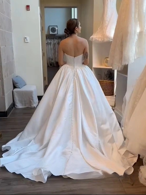 SoDigne A-line Satin Simple Wedding Dresses Strapless Sleeveless Bridal Dress Long Wedding Gown Robe De Mairee Customized 2 SoDigne A-line Satin Simple Wedding Dresses Strapless Sleeveless Bridal Dress Long Wedding Gown Robe De Mairee Customized - Obrázek 2