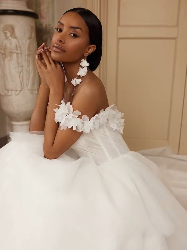 SoDigne A-line Off Shoulder Wedding Dress Tulle Sleeveless Tiered Bride Dresses Long Bridal Gowns vestidos de novia Customized 3 SoDigne A-line Off Shoulder Wedding Dress Tulle Sleeveless Tiered Bride Dresses Long Bridal Gowns vestidos de novia Customized - Obrázek 3