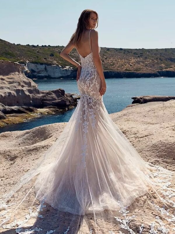 SoDigne Vintage Mermaid Wedding Dresses Sexy V-neck Lace Appliques Long Bride Dress Backless Wedding Gowns Vestido De Noiva - Obrázek 2