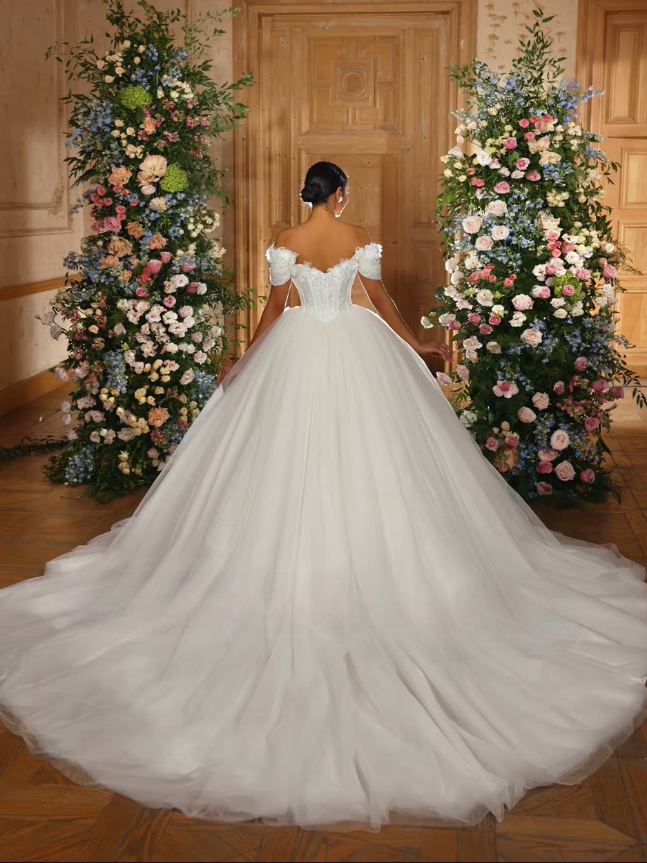 LORIE Vintage Glitter Lace Wedding Dress Ball V-Neck Applique Sparkly 3D Flower Bridal Gown Princess Ball Bride Dress Customized 2 LORIE Vintage Glitter Lace Wedding Dress Ball V-Neck Applique Sparkly 3D Flower Bridal Gown Princess Ball Bride Dress Customized - Obrázek 2