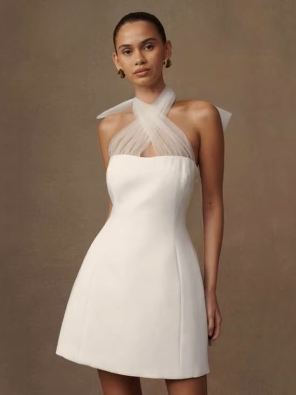 Simple Mini Mermaid Satin Wedding Dress Sexy Sleeveless Tulle Hatler Formal Pleat Open Back with Bow Boho Short Grown Customized 3 Simple Mini Mermaid Satin Wedding Dress Sexy Sleeveless Tulle Hatler Formal Pleat Open Back with Bow Boho Short Grown Customized - Obrázek 3