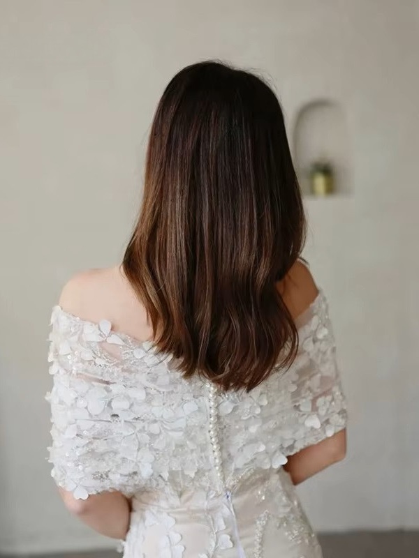 Modern Mermaid Lace Appliques Wedding Dress Elegant Boat Neck Sleeveless Pleated Off Shoulder Backless Short Gowns Customized 3 Modern Mermaid Lace Appliques Wedding Dress Elegant Boat Neck Sleeveless Pleated Off Shoulder Backless Short Gowns Customized - Obrázek 3