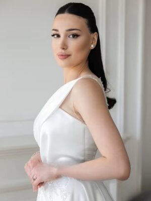SoDigne A-line Satin Appliques Bride Dresses O-neck Sleeveless Wedding Dress Long Bridal Gowns vestidos de novia Customized 6 Se80c7bc7d8364cdc8ab3f0e671ac4379U Cropped