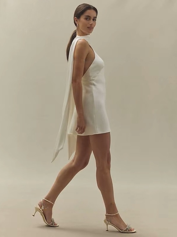 Simple Ivory Mini Wedding Dress Pleat Sexy Halter Sleeveless Bride Dresses Illusion Open Back Short Sheath Prom Gowns Customized 3 Simple Ivory Mini Wedding Dress Pleat Sexy Halter Sleeveless Bride Dresses Illusion Open Back Short Sheath Prom Gowns Customized - Obrázek 3